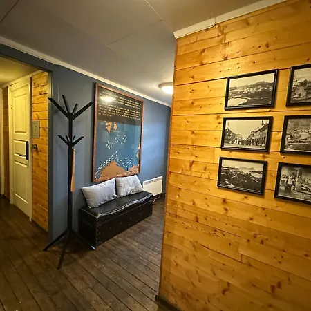 Astra Whale - Waterfront Boutique In Lofoten 假日公园 *